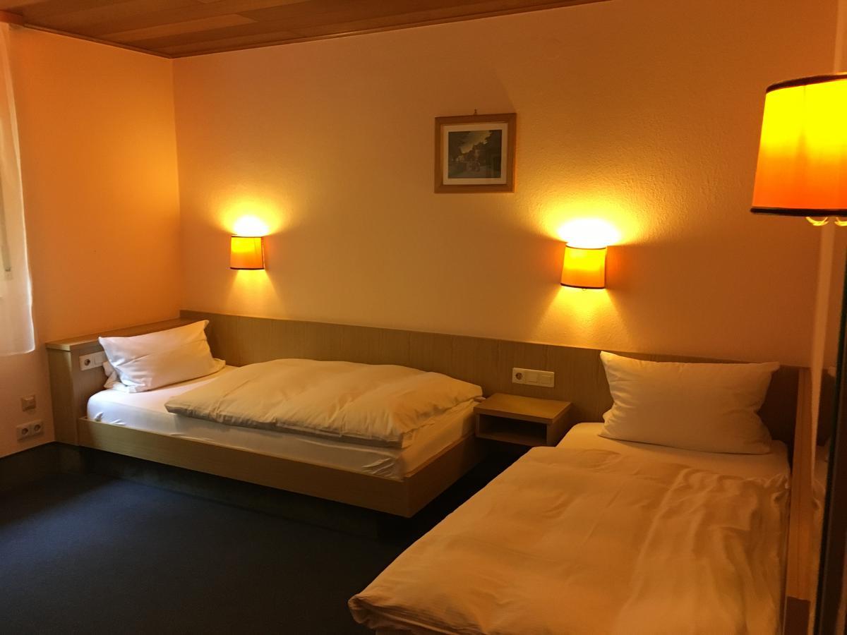 Zip Hotel Lingenfeld Екстериор снимка