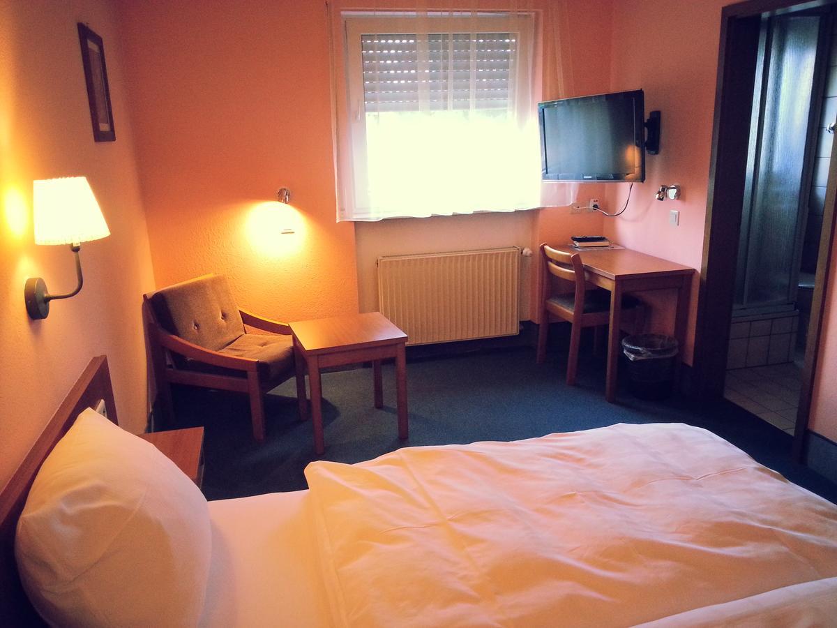 Zip Hotel Lingenfeld Екстериор снимка