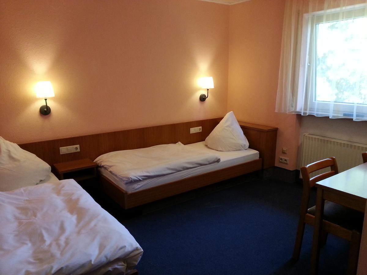 Zip Hotel Lingenfeld Екстериор снимка