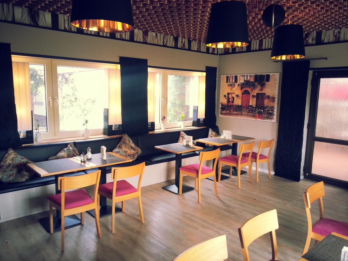 Zip Hotel Lingenfeld Екстериор снимка